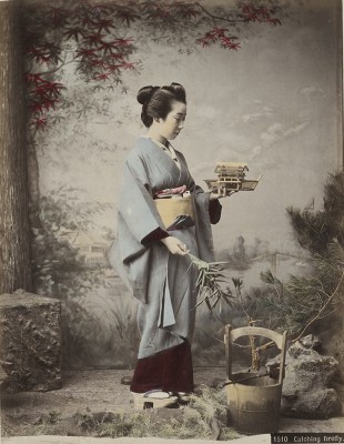Catching-firefly-Japanese-Fogg-Art-Museum-P2003.212