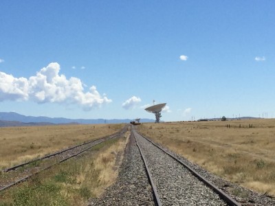 VLA antenna near railbed